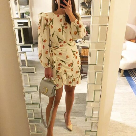 NWT Reformation Quest Floral Mini Dress in Bianca Size 2 - Picture 2 of 16